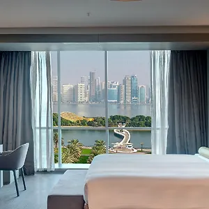 72 Waterfront 5*, Şarja Birleşik Arap Emirlikleri