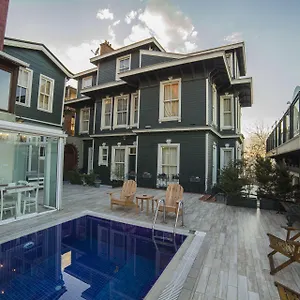 تحقق من التوفر